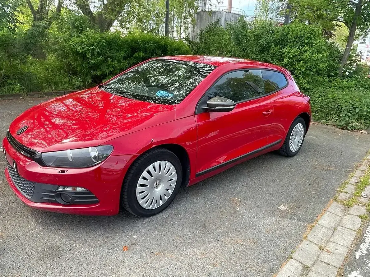 Gebraucht VW Scirocco Team 140 PS (102 kW) 2011 Salsa red Coupé