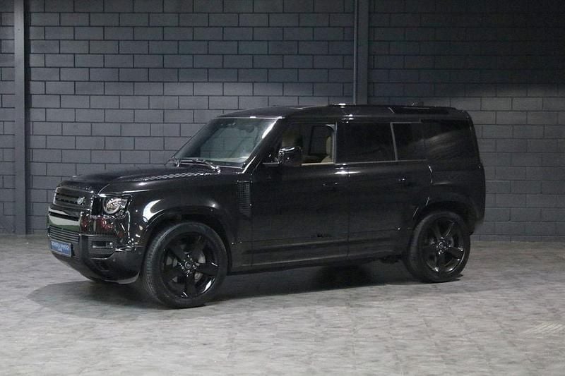 Schwarz Gebraucht 2025 Land Rover Defender HSE Dynamic SUV | 89.950 € (Superpreis) - Bild 1/4