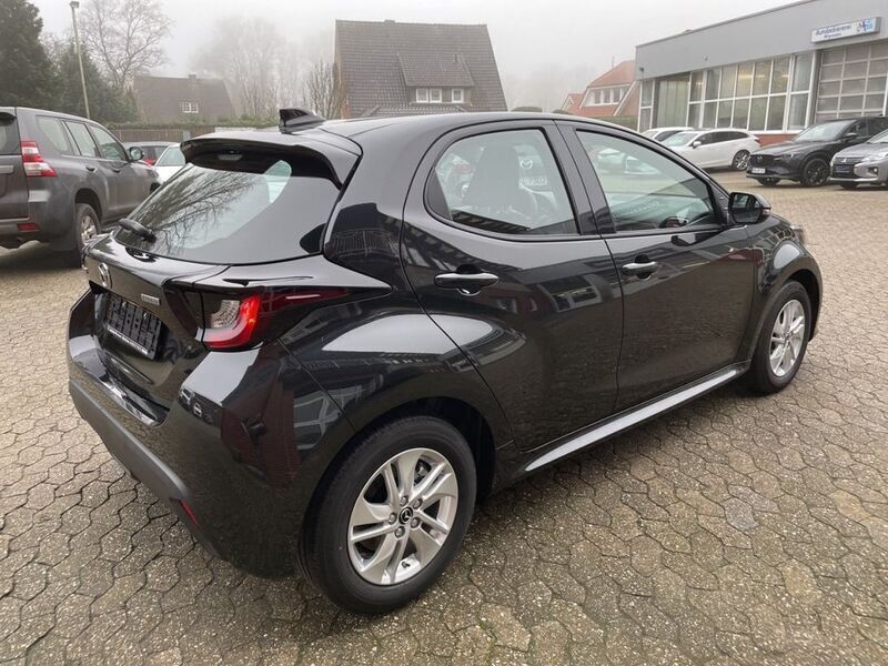Gebraucht Mazda 2 Center-Line 116 PS (85 kW) 2024 Schwarz Limousine