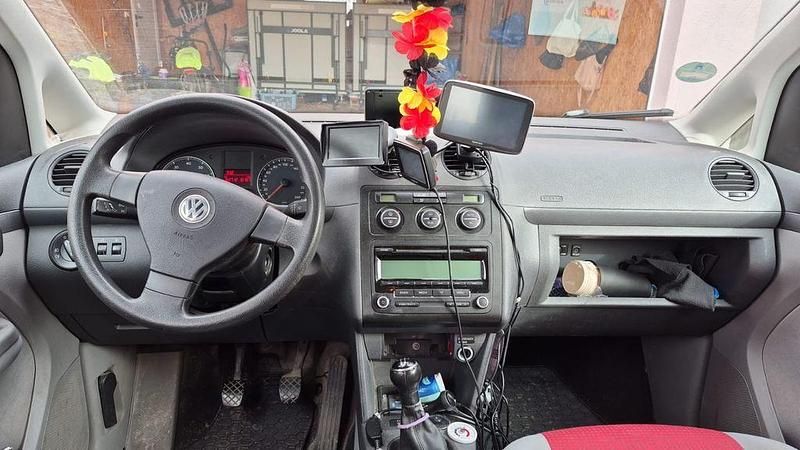 Gebraucht VW Caddy Life 80 PS (58 kW) 2009 Rot Van / Kleinbus