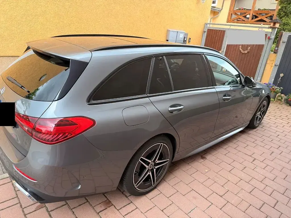 Gebraucht Mercedes C180 AMG line 170 PS (125 kW) 2022 Grau Limousine