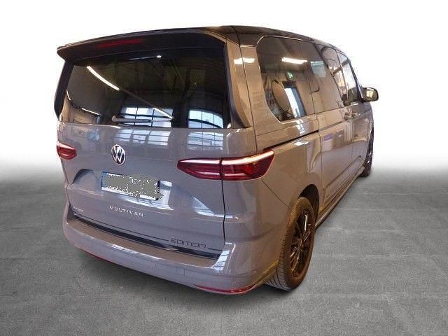 Gebraucht VW Multivan Edition 150 PS (110 kW) 2022 Pure grey Van
