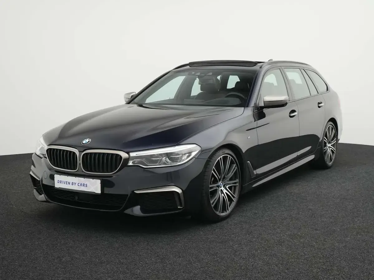 Gebraucht BMW 550 400 PS (294 kW) 2018 Schwarz Kombi