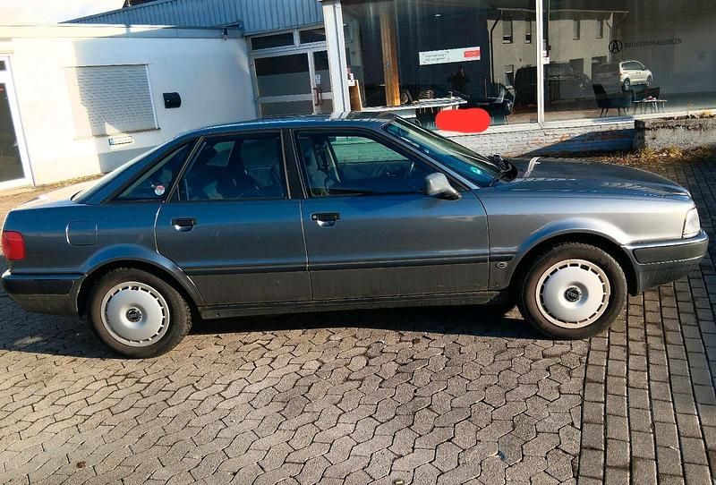 Gebraucht Audi 80 90 PS (66 kW) 1993 Grau Limousine