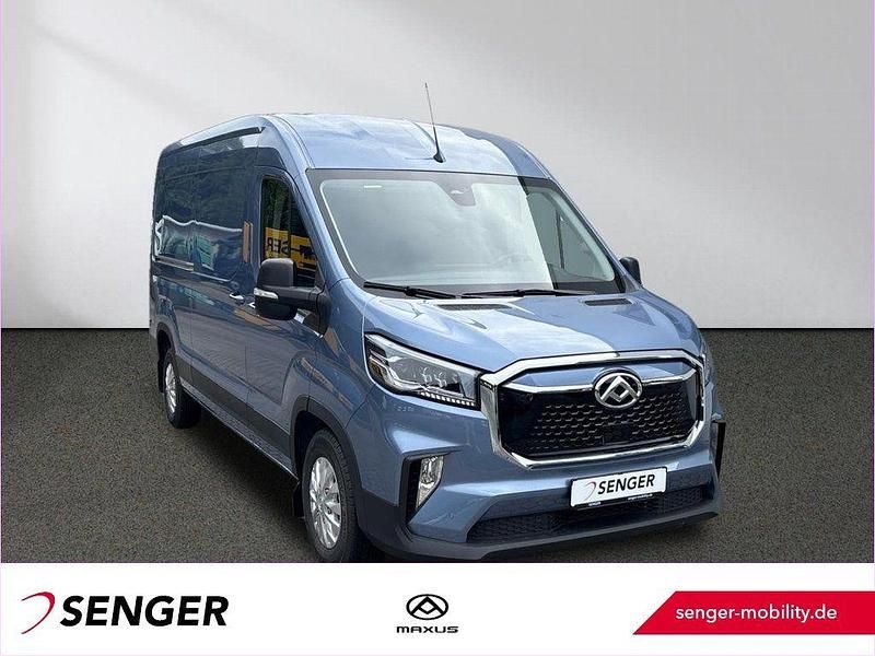 Blau Neu 2025 Maxus eDeliver 9 Van | 43.852 € - Bild 1/3