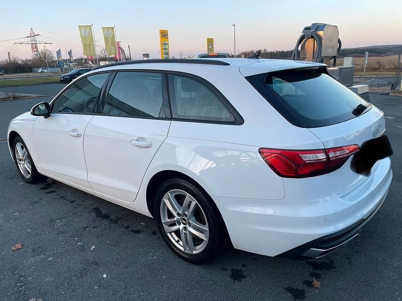 Gebraucht Audi A4 204 PS (150 kW) 2021 Weiß Kombi