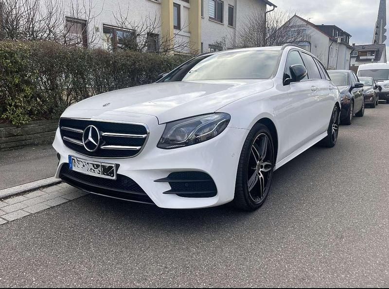 Second-hand Mercedes E250 AMG line 211 CP (155 kW) 2017 Break