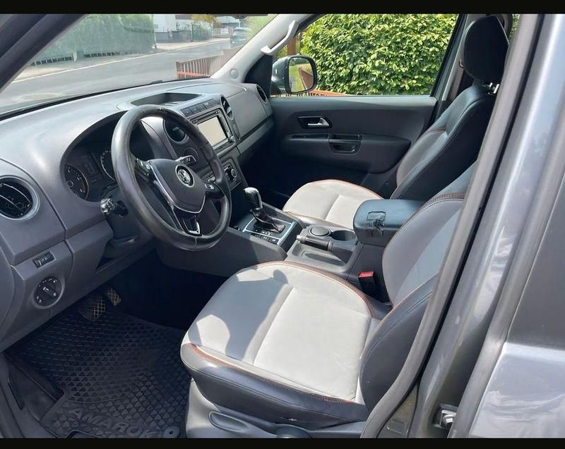 Gebraucht VW Amarok 179 PS (131 kW) 2015 Grau Pickup