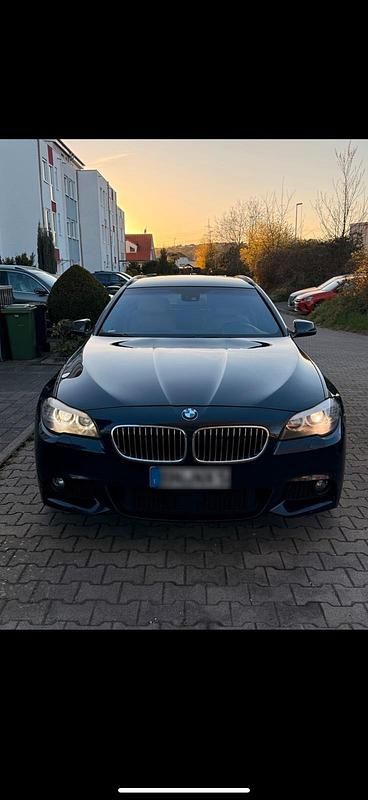 Blau Gebraucht 2012 BMW 535 M Sport Kombi | 11.000 € (Etwas zu teuer) - Bild 1/4