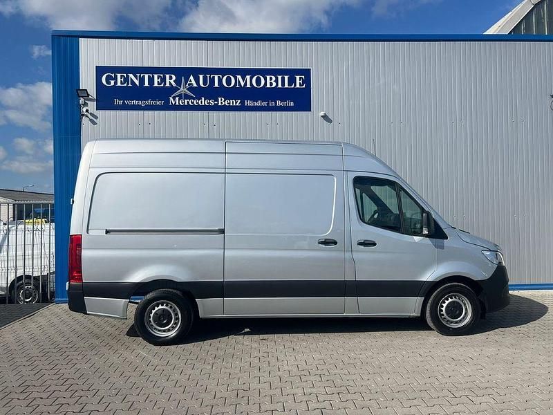 Gebraucht Mercedes Sprinter 150 PS (110 kW) 2021 Silber Van