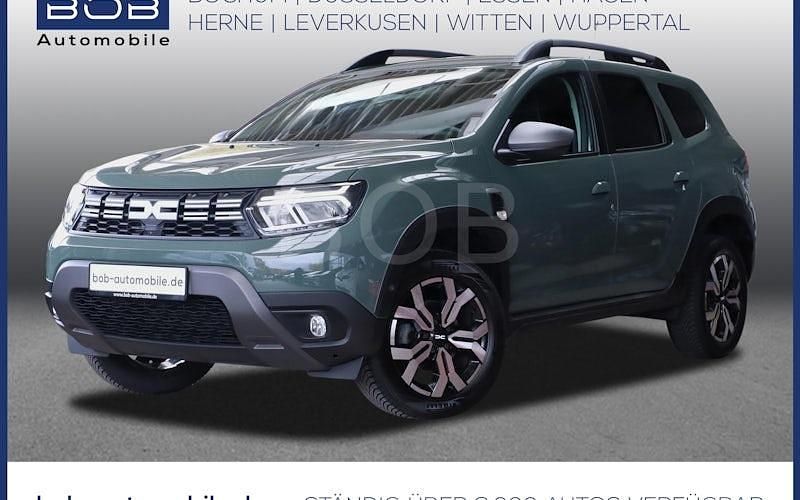 Gebraucht Dacia Duster Journey 131 PS (96 kW) 2023 Safarigrün (grün) SUV