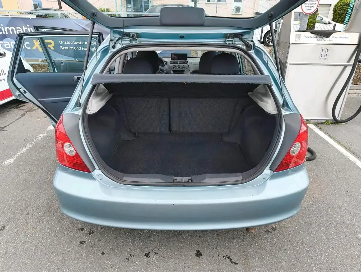 Gebraucht Honda Civic 110 PS (80 kW) 2004 Blau Kleinwagen