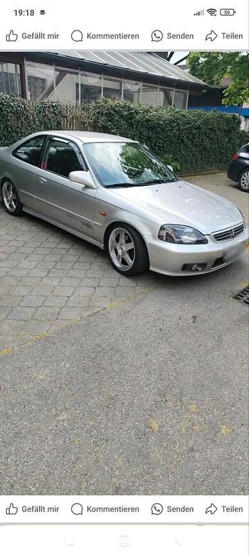 Second-hand Honda Civic 200 CP (147 kW) 2000 Argintiu Coupe
