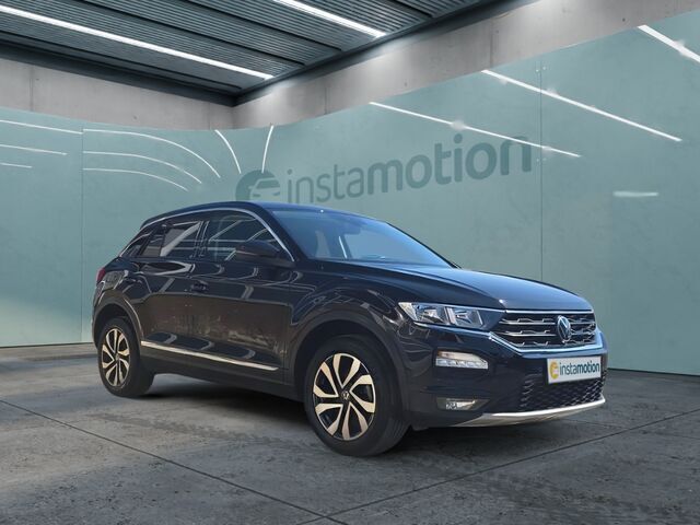Schwarz Gebraucht 2021 VW T-Roc Active SUV | 22.389 € (Etwas zu teuer) - Bild 1/2