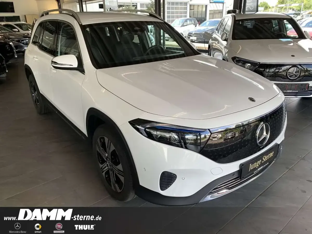 Gebraucht Mercedes EQB250+ Progressive 139 kW (190 PS) 2025 Polarweiß SUV