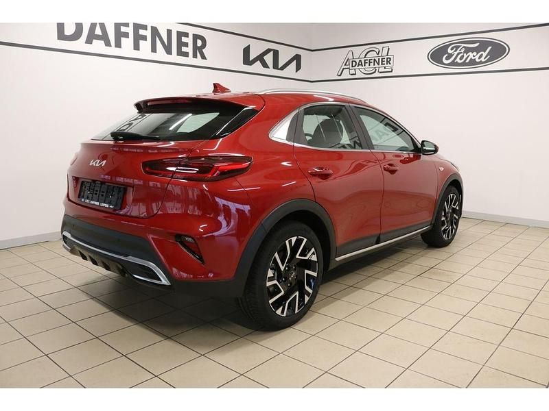 Gebraucht Kia XCeed Vision 140 PS (102 kW) 2024 Infrarot metallic SUV