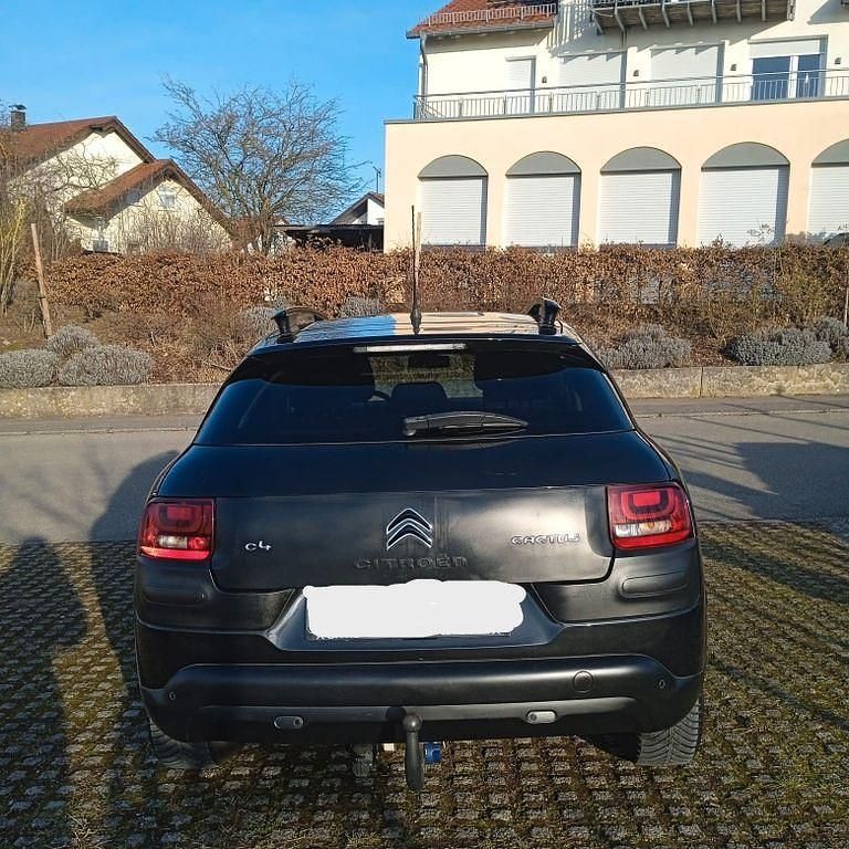 Gebraucht Citroën C4 110 PS (80 kW) 2018 Schwarz Limousine