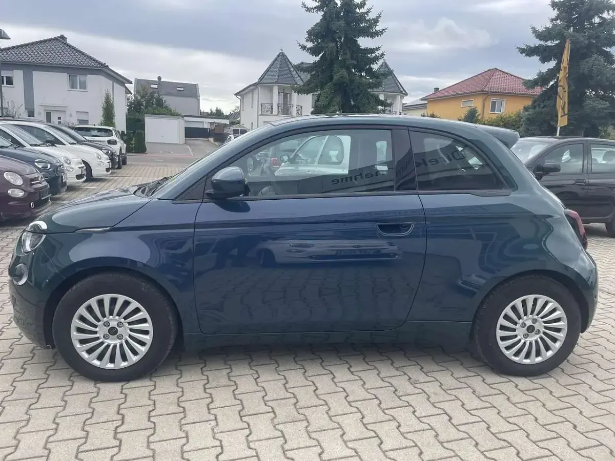 Gebraucht Fiat 500e 86 kW (118 PS) 2023 Ozean grün (5ce) Limousine