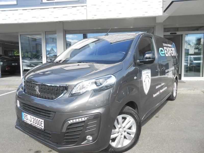 Gebraucht Peugeot e-Expert 100 kW (136 PS) 2023 Graumet. (platinum) Van