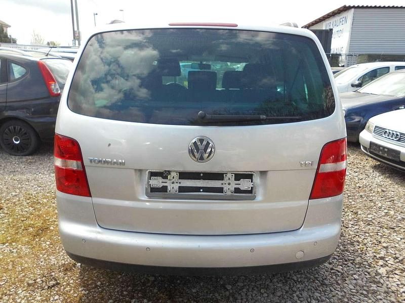 Gebraucht VW Touran Highline 105 PS (77 kW) 2004 Silber Van / Kleinbus