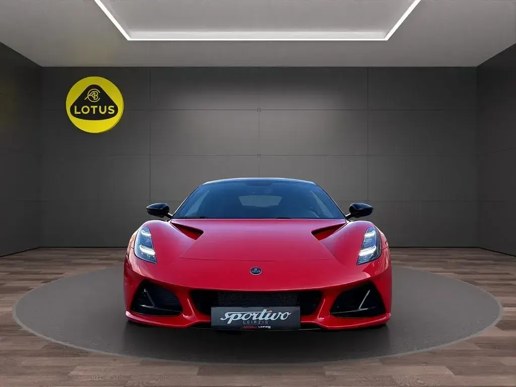Gebraucht Lotus Emira 405 PS (297 kW) 2025 Vivid red Coupé