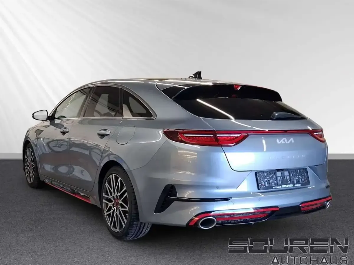 Gebraucht Kia ProCeed Comfort 204 PS (150 kW) 2023 Grau Kombi