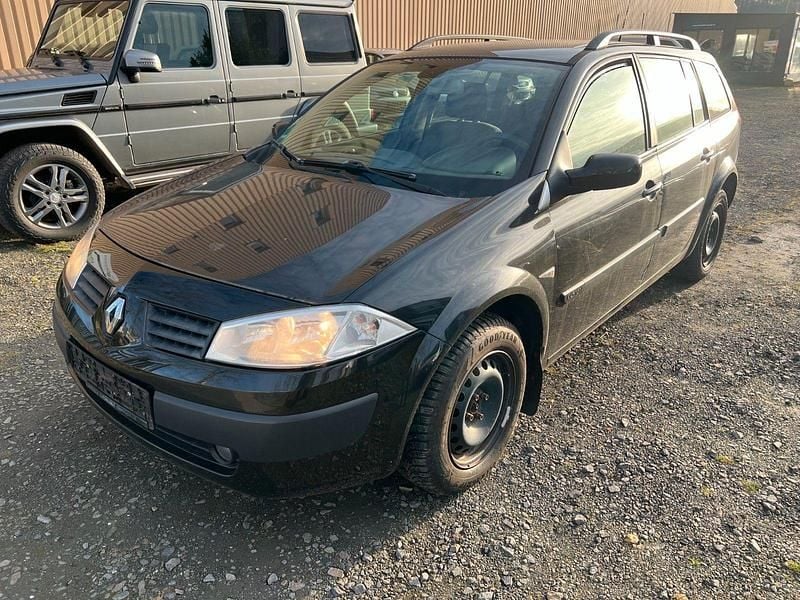 Schwarz Gebraucht 2004 Renault Mégane GrandTour Kombi | 999 € (Guter Preis) - Bild 1/4