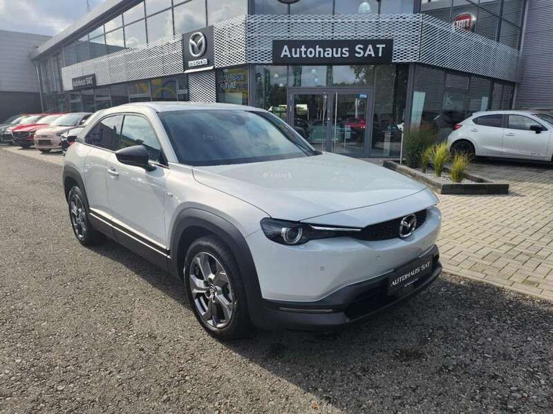 Silber (ceramic) Gebraucht 2022 Mazda MX30 Ad'Vantage SUV | 19.980 € (Teuer) - Bild 1/4