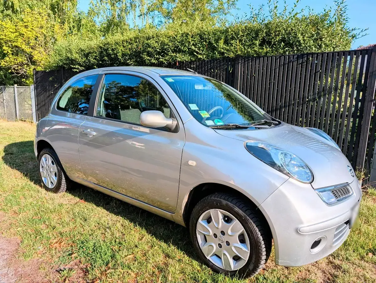 Gebraucht Nissan Micra 65 PS (47 kW) 2008 Silber Kleinwagen