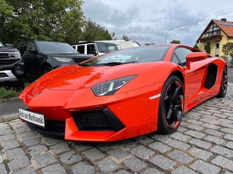 Orange Gebraucht 2015 Lamborghini Aventador | 299.999 € - Bild 1/4