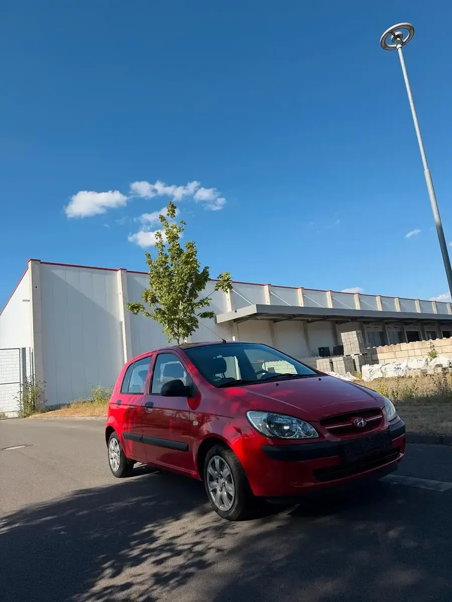 Gebraucht Hyundai Getz 67 PS (49 kW) 2009 Rot Kleinwagen