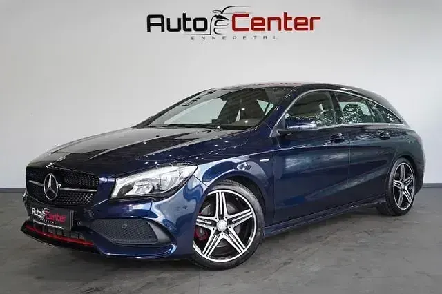 Gebraucht Mercedes CLA250 AMG line 218 PS (160 kW) 2017 Blau Coupé