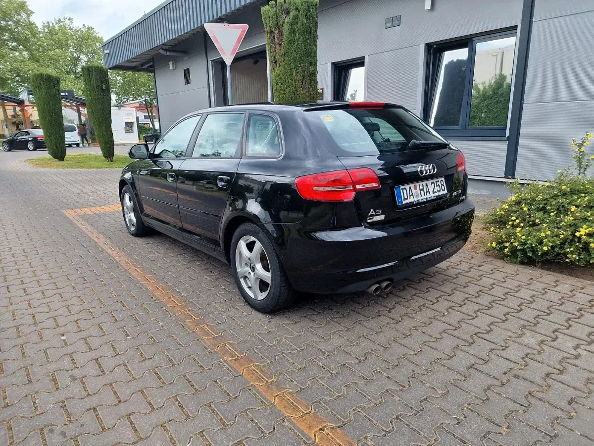 Gebraucht Audi A3 Attraction 140 PS (102 kW) 2009 Schwarz Kleinwagen