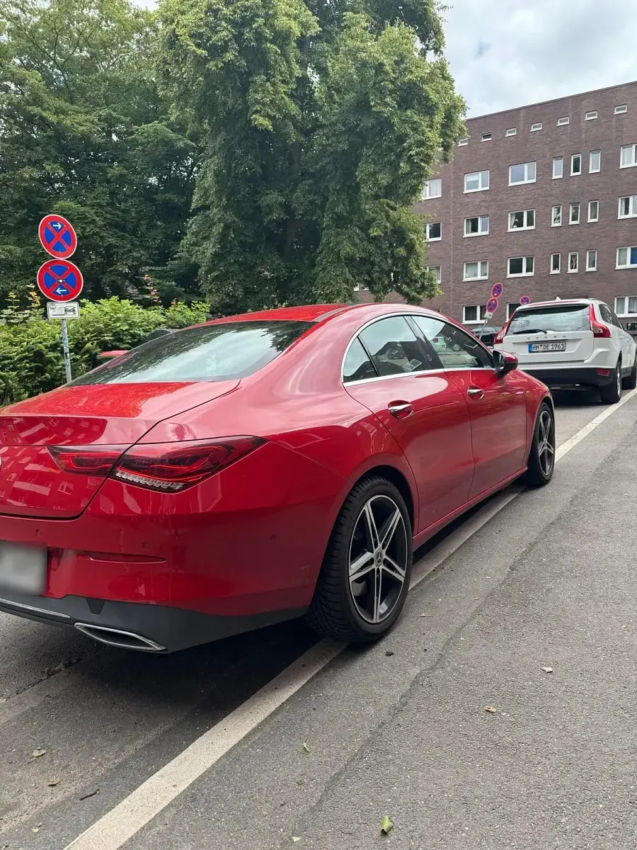 Gebraucht Mercedes CLA180 119 PS (87 kW) 2019 Rot Coupé