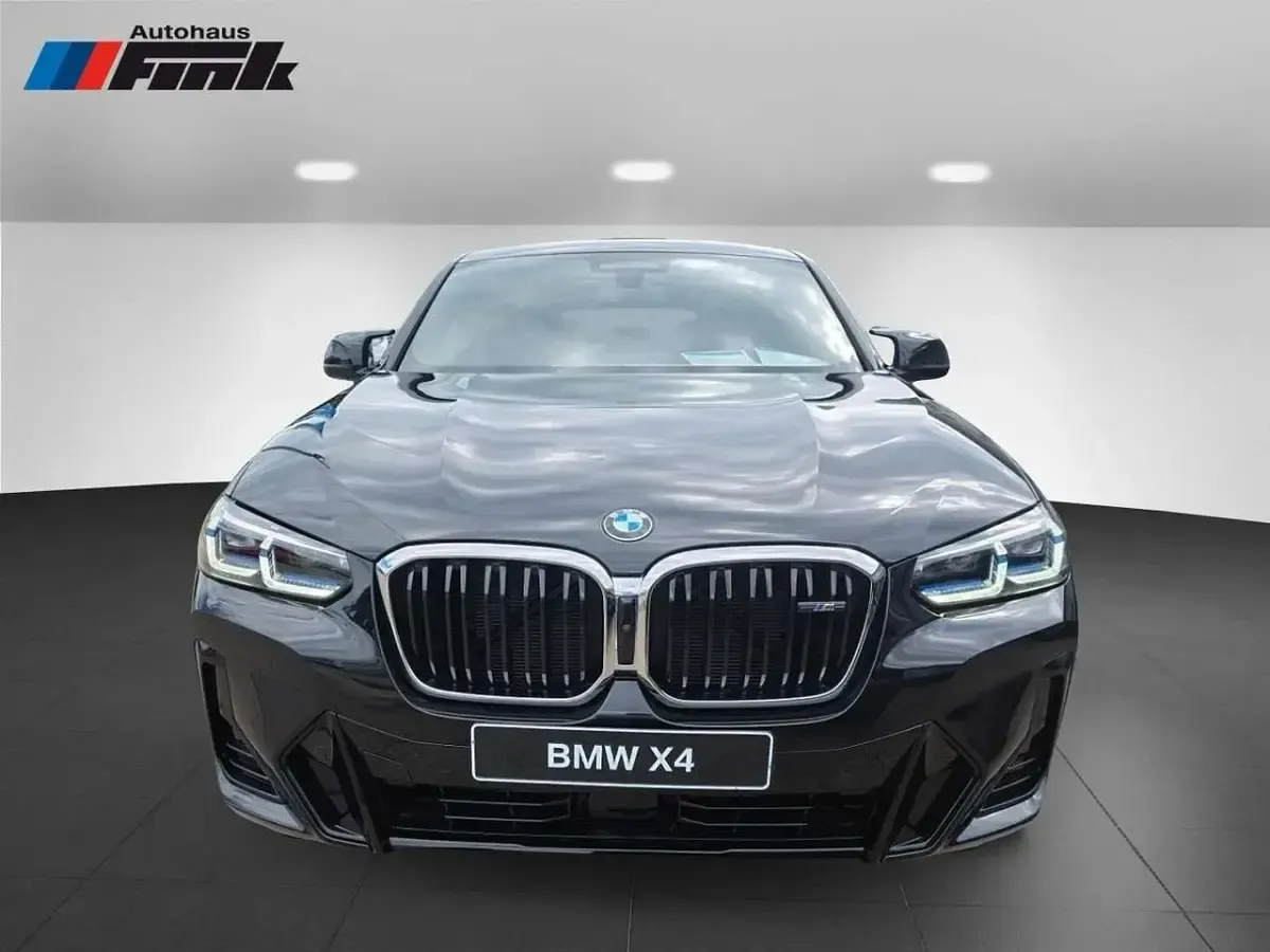 Neu BMW X4 M M Sport 359 PS (264 kW) 2026 Black sapphire SUV