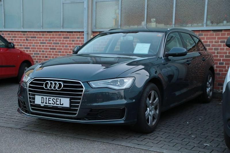 Gebraucht Audi A6 Ambiente 190 PS (139 kW) 2015 Blau Kombi