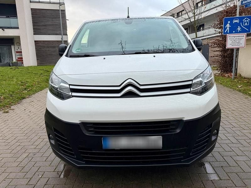 Second-hand Citroën Jumpy 150 CP (110 kW) 2020 Alb Monovolum