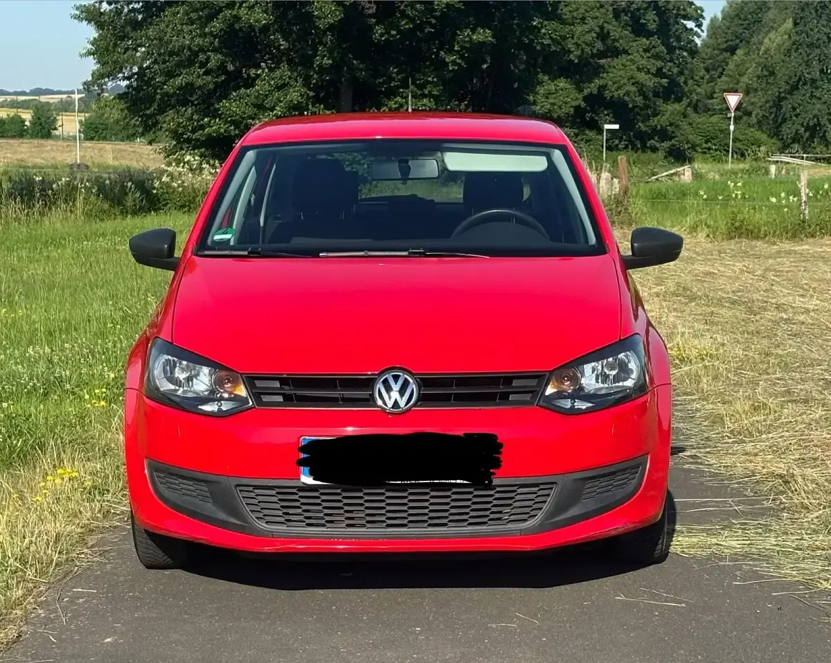 Gebraucht VW Polo 60 PS (44 kW) 2009 Rot Kleinwagen