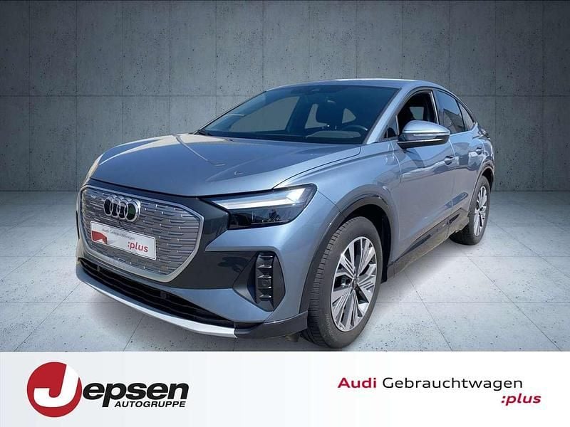 Geysirblau metallic Gebraucht 2022 Audi Q4 Sportback e-tron SUV | 22.880 € (Superpreis) - Bild 1/4
