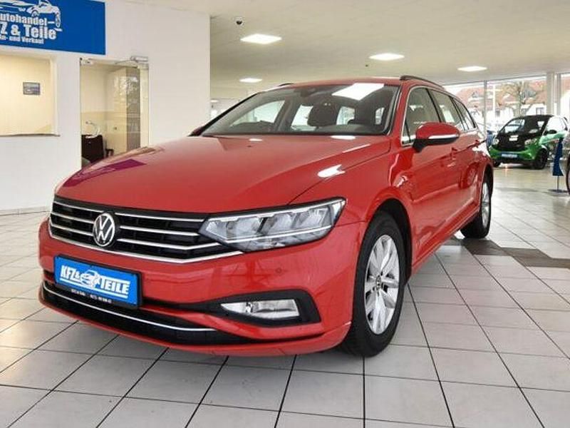Gebraucht VW Passat Business 122 PS (89 kW) 2021 Rot Kombi