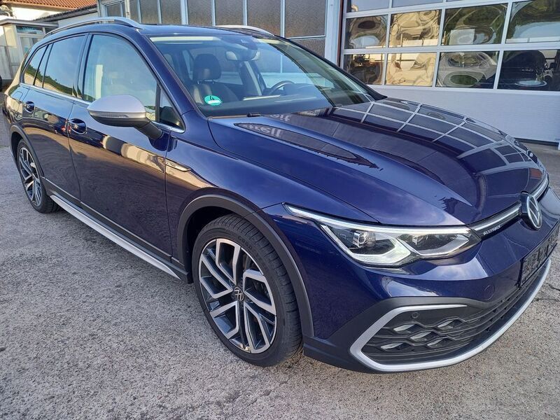 Blau Gebraucht 2022 VW Golf Alltrack Kombi | 22.590 € (Fairer Preis) - Bild 1/4