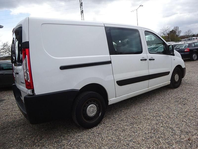 Second-hand Citroën Jumpy 90 CP (66 kW) 2013 Alb Monovolum