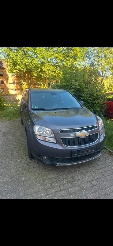 Gebraucht Chevrolet Orlando 141 PS (103 kW) 2011 Grau Van / Kleinbus