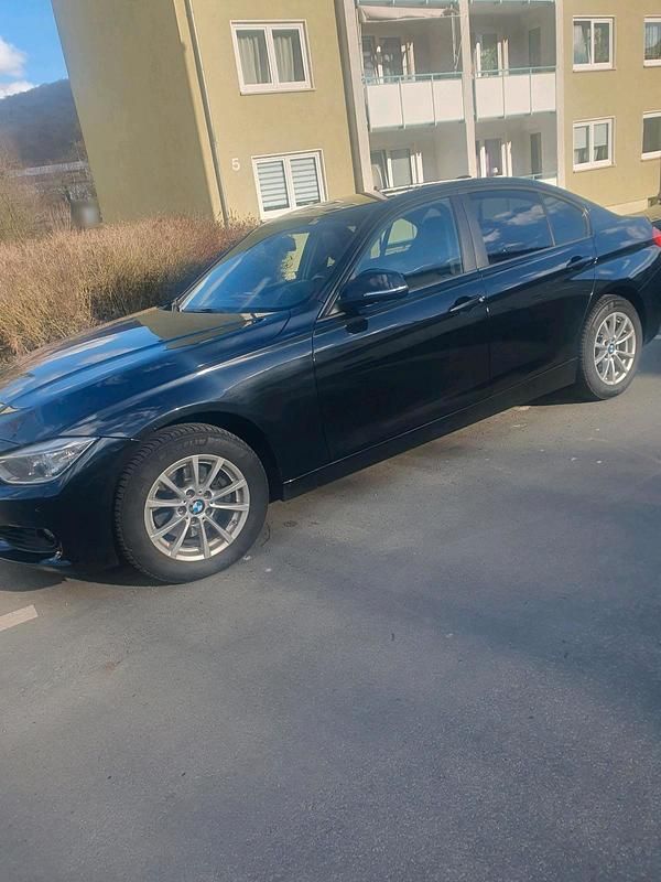 Gebraucht BMW 320 184 PS (135 kW) 2014 Limousine