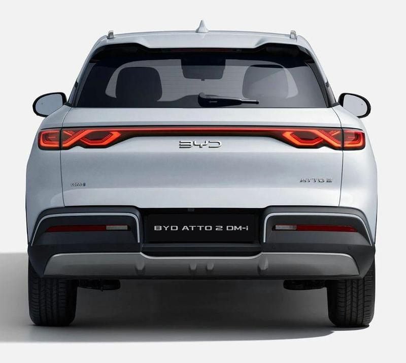 Neu BYD Atto 2 Boost 212 PS (155 kW) 2026 Skiing white SUV