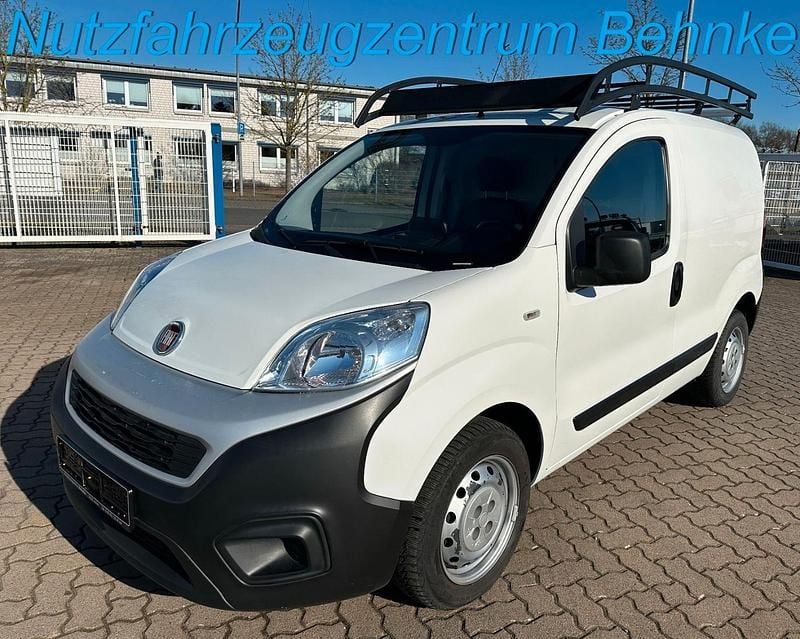Gebraucht Fiat Fiorino 80 PS (58 kW) 2020 Weiß Van / Kleinbus