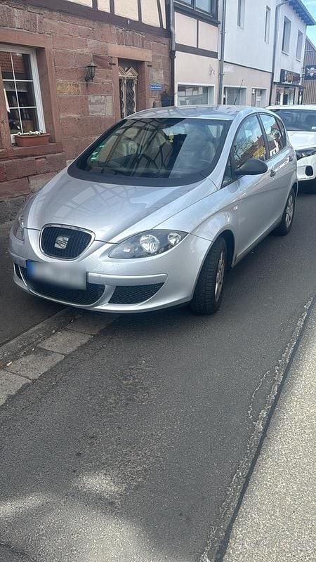 Gebraucht Seat Altea 112 PS (82 kW) 2005 Silber Van / Kleinbus