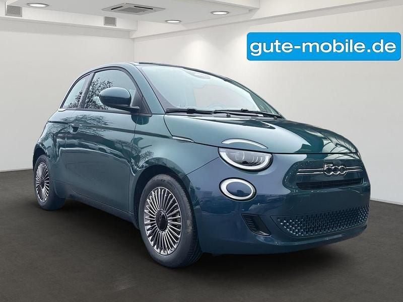 Neu Fiat 500 65 PS (47 kW) 2025 Ozean grãœn Limousine