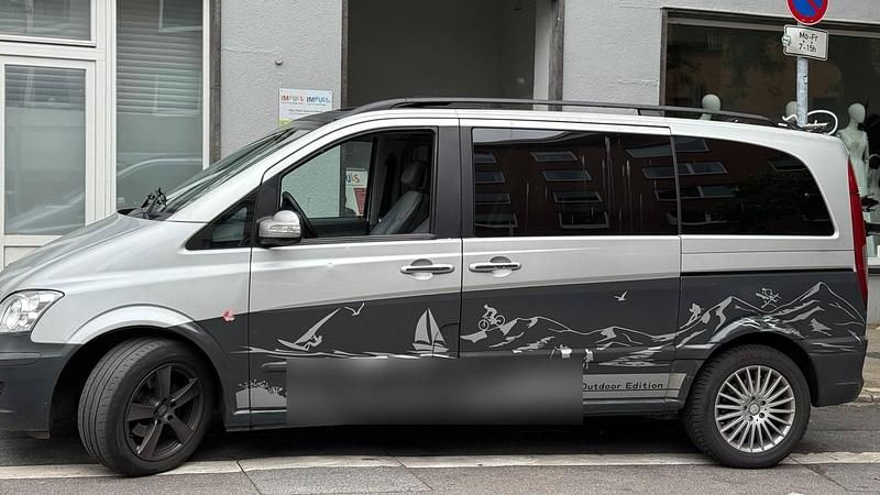 Silber Gebraucht 2003 Mercedes Viano Van / Kleinbus | 4.500 € - Bild 1/4