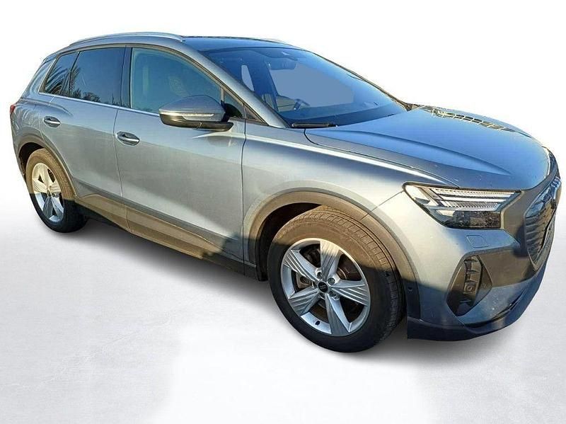 Gebraucht Audi Q4 e-tron Ambiente 150 kW (204 PS) 2022 Geysirblau metallic SUV